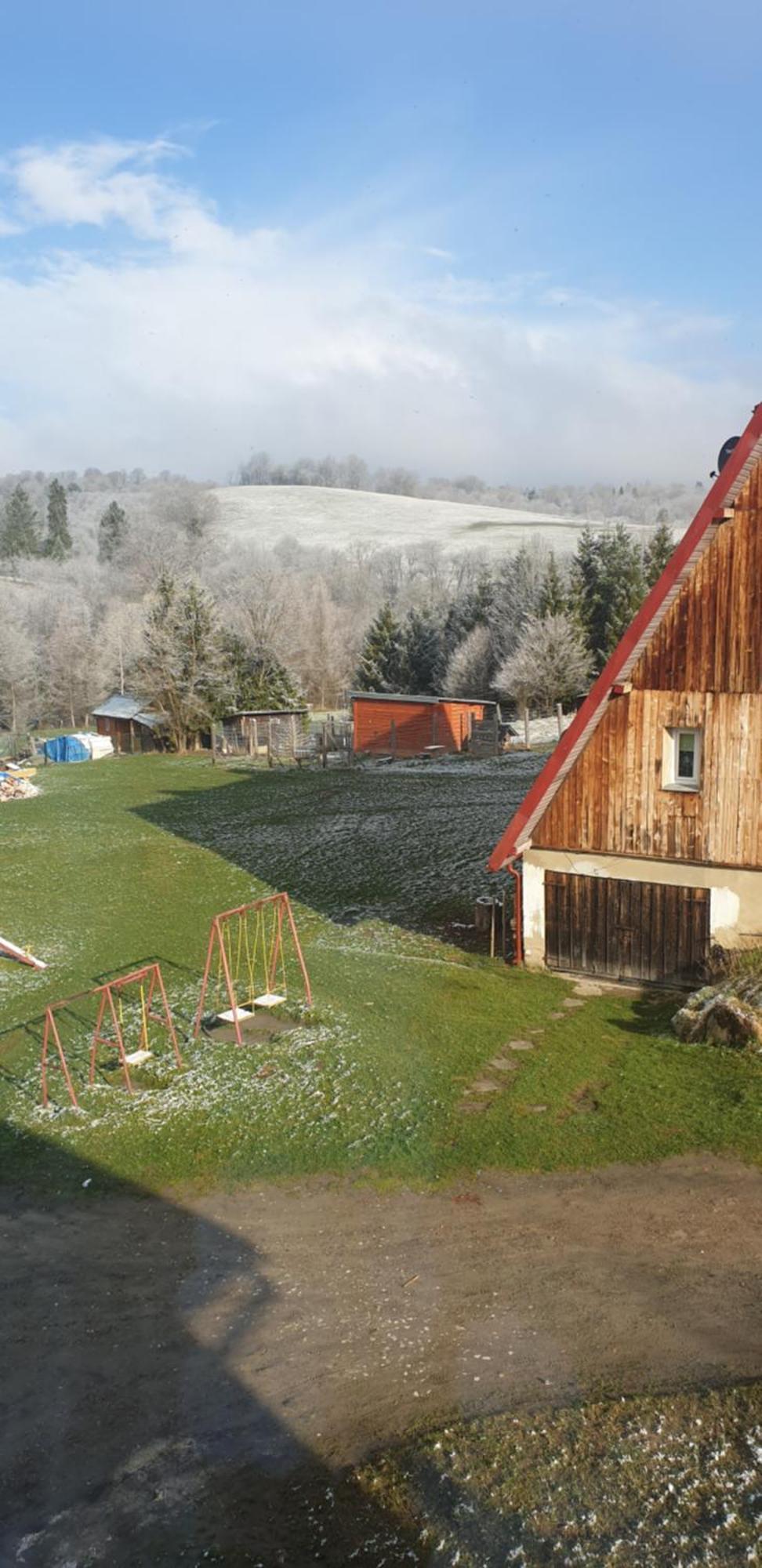 Apartament Wrzos Bieszczady ชาร์ดนา ภายนอก รูปภาพ